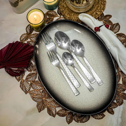 6 Pieces Stainless Steel Premium Dinner Spoon Set, 18.5 cm, Silver, Checks Design